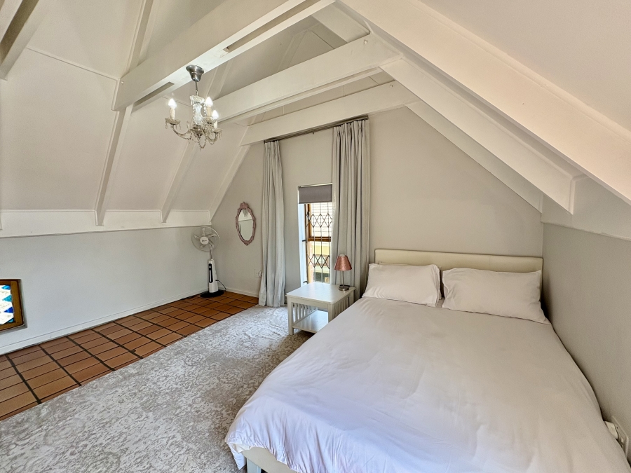 4 Bedroom Property for Sale in Hoog En Droog Western Cape